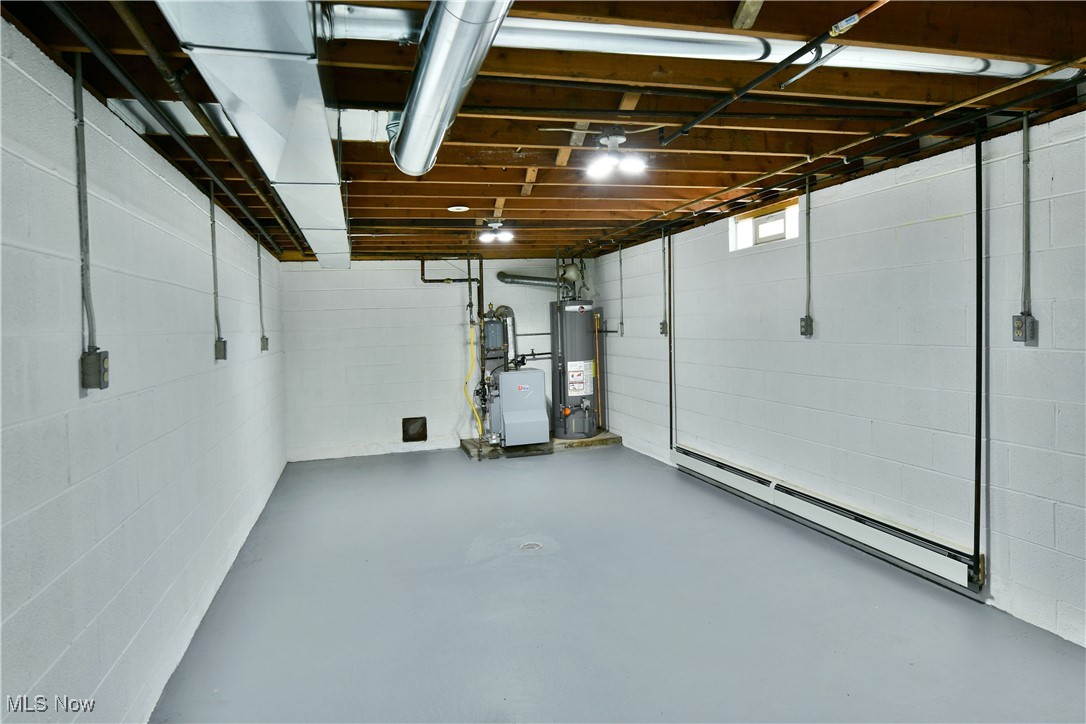 2153 Stillwagon Road, Warren, Ohio image 43