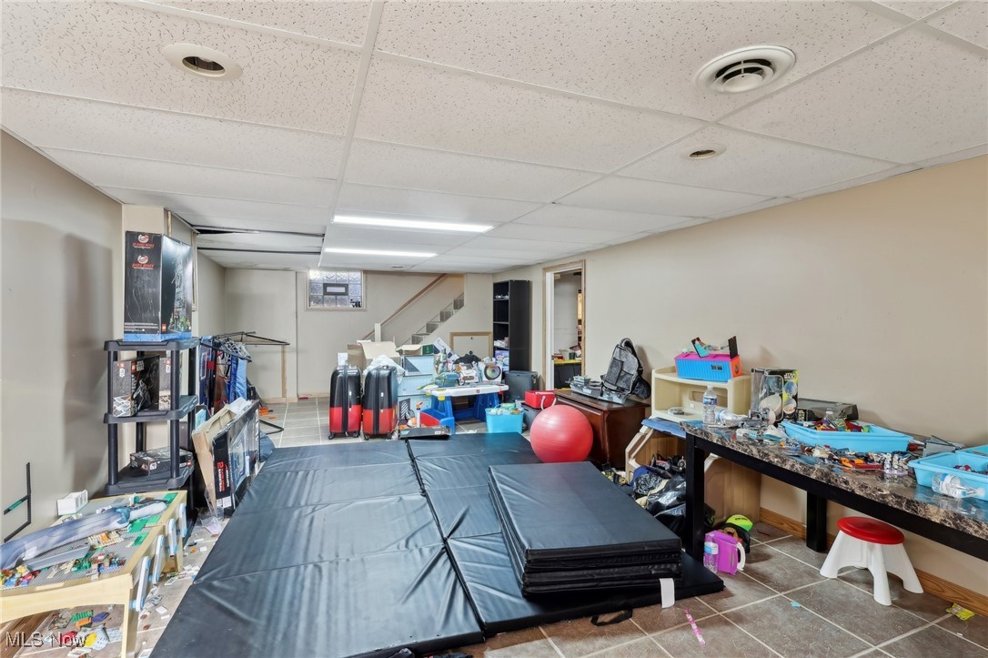 55 N Cadillac Drive, Boardman, Ohio image 33