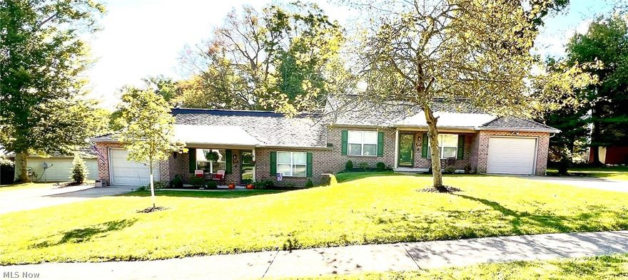 Location, location, location. Great newly renovated duplex. Do not miss your opportunity on this great investment! Property brings in $23,700 a year. Tenants pays all utilities.