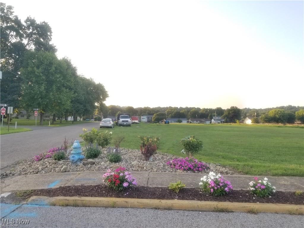 00 Putnam Howe Drive, Belpre, Ohio image 1