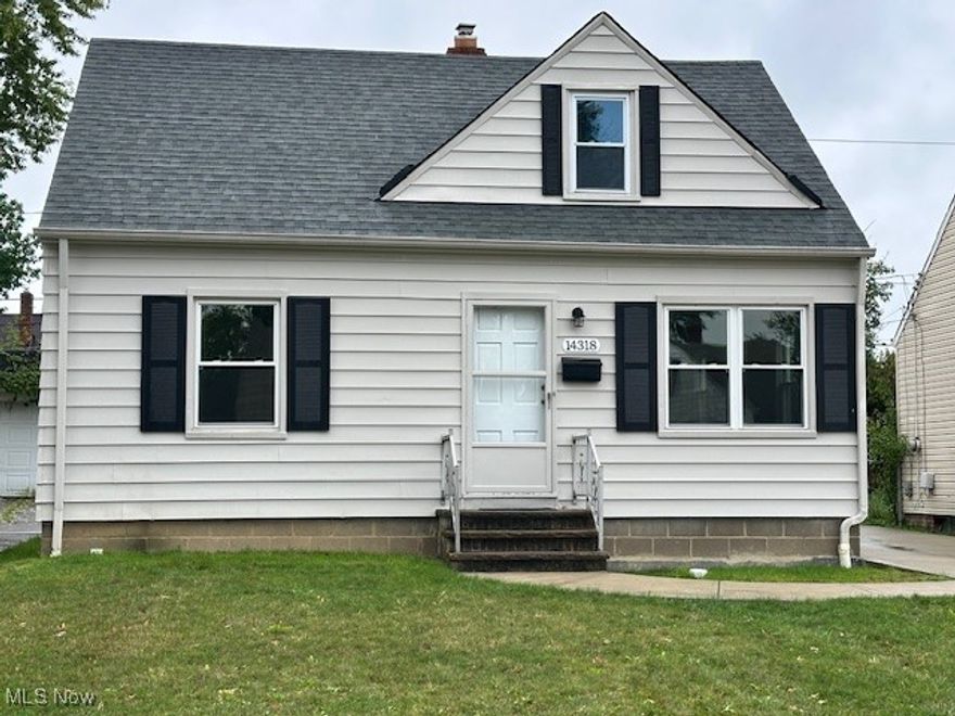 Lovingly cared for and well-maintained, your new home is waiting for your arrival. This home has enjoyed gentle and peaceful ownership in prior years, and you truly get that ‘feel’ as you enter this delightful home.  Clean and comfortable, quiet yet cheerful, your new place epitomizes the word welcoming!  Offering every needed amenity for a fresh new start, all you really need to do is move in and start making pleasant memories. And with the holidays just a few short months away, the timing couldn’t be more perfect!  Don’t delay as this wonderful home is sure to embrace a new family quickly…make certain it’s yours!