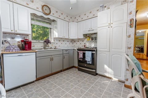Tiny photo for 3317 Fox Lake Road, Wooster, OH 44691 (MLS # 5255193)