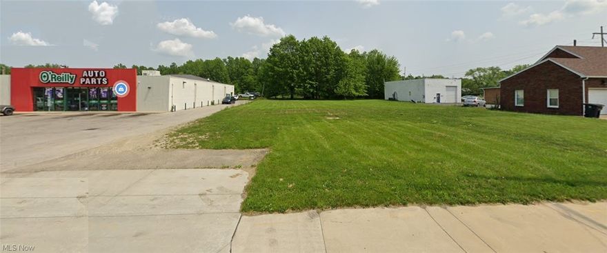 Vacant lot next to O'Reilly's on Parkman Rd. .45 Acre (100' frontage X 199') cleared and flat. Zoned Commercial.