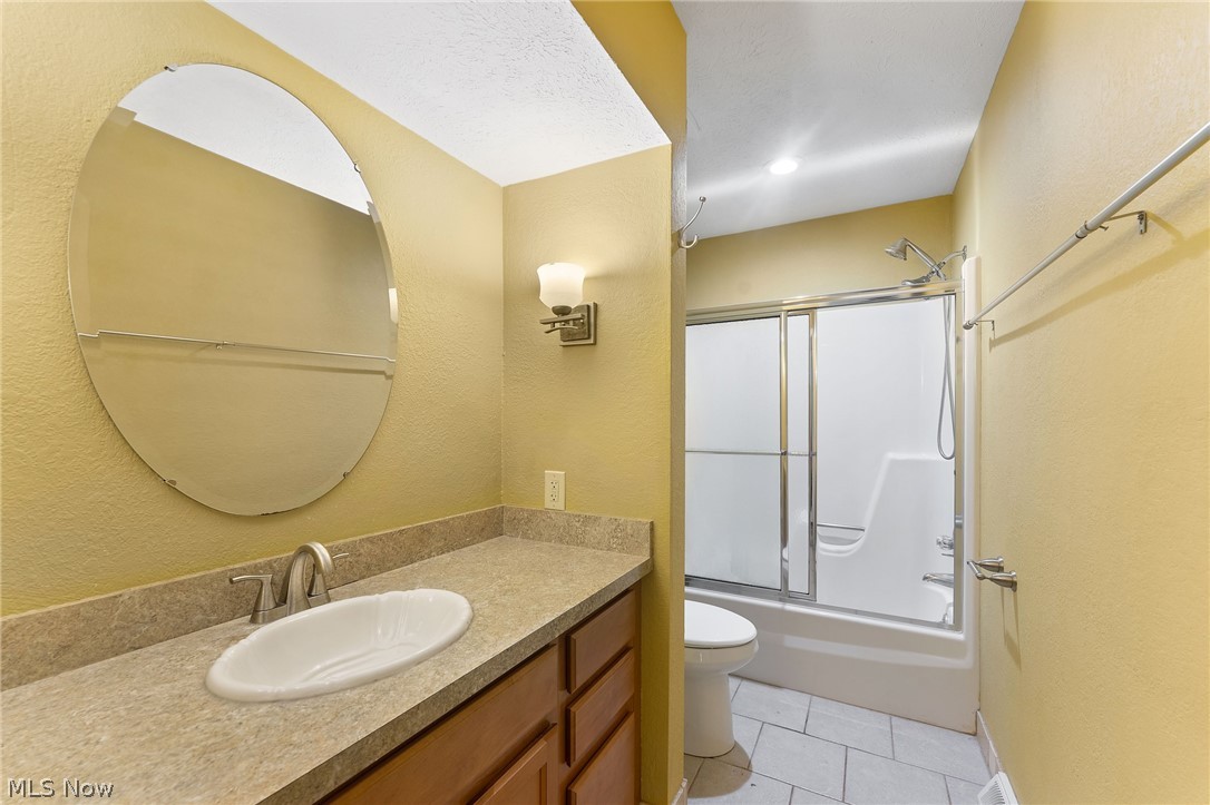 Highland Mdws 01 - Residential