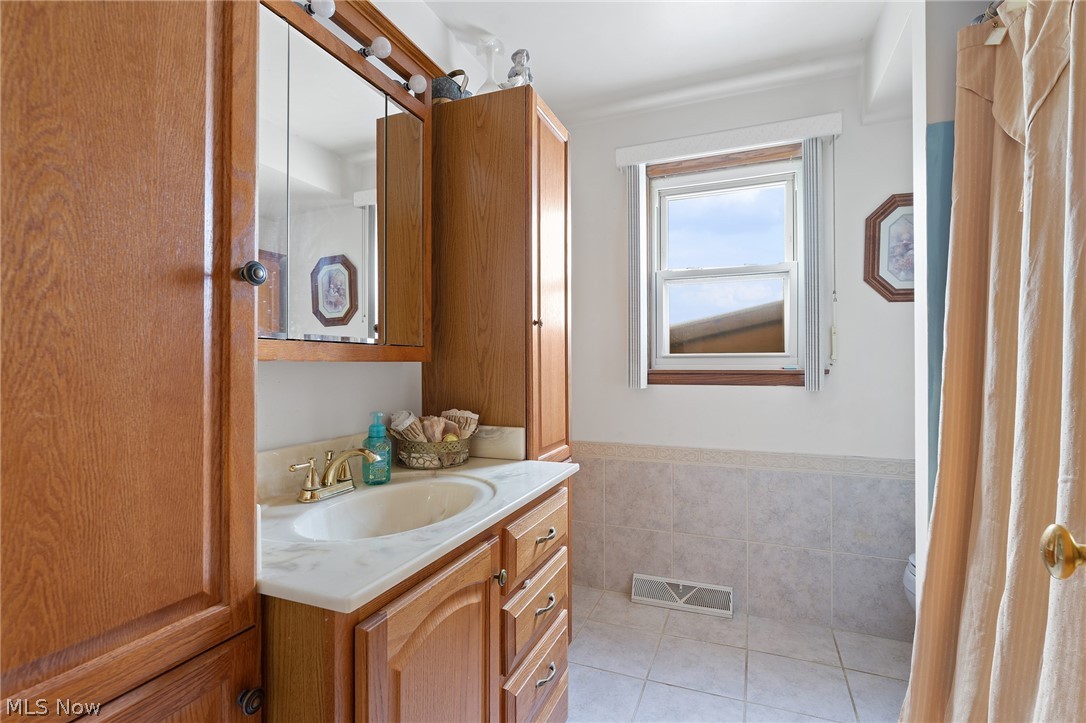 New Middletown Village - Residential