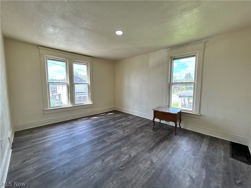 1317 Plum Street Apt 2