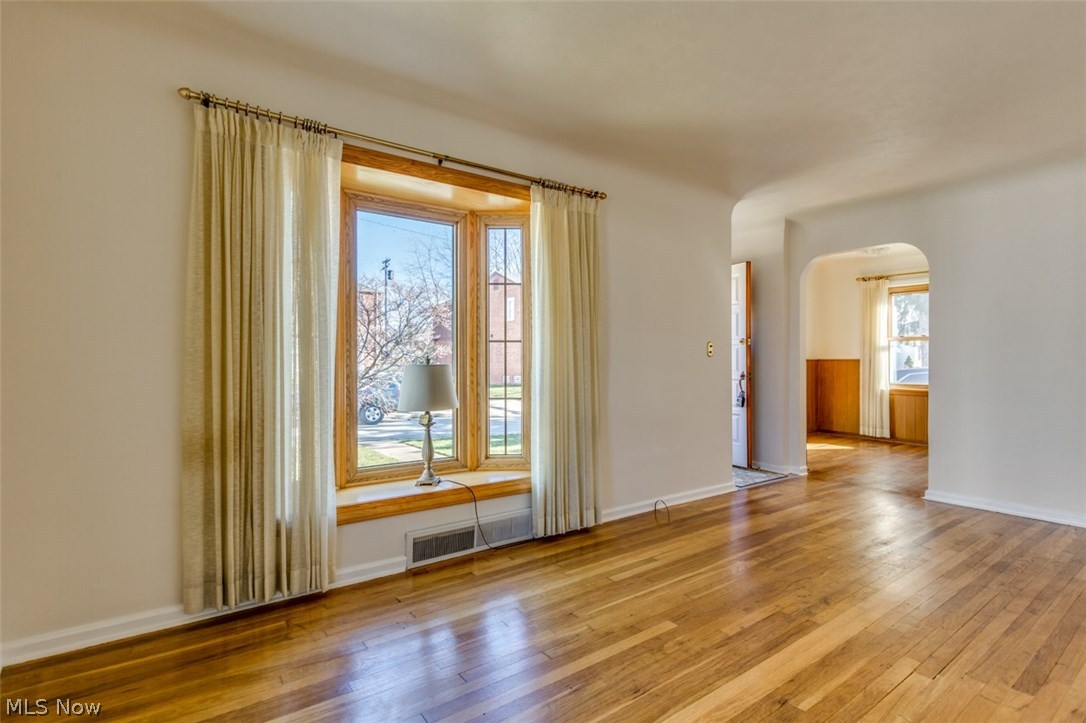 Arcadia Realty Companys Erie - Residential