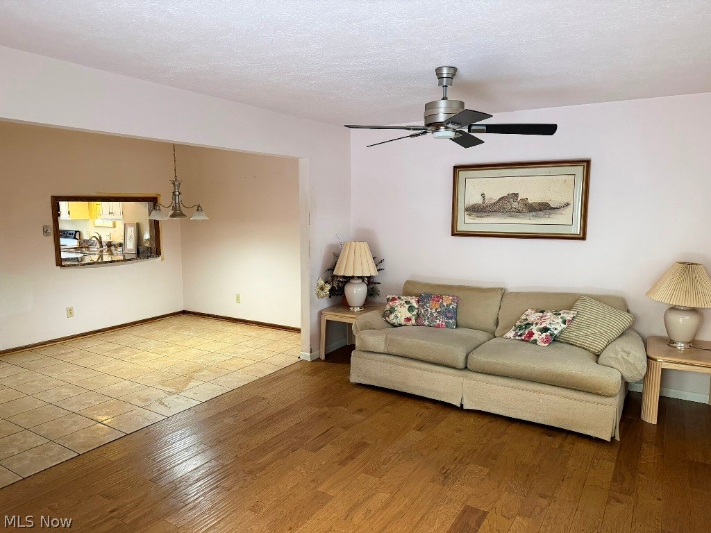 Oakmont Estate Condo - Residential