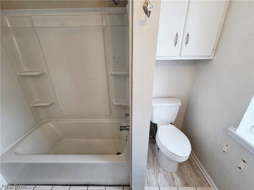 Selah Chamberlain - Commercial Sale