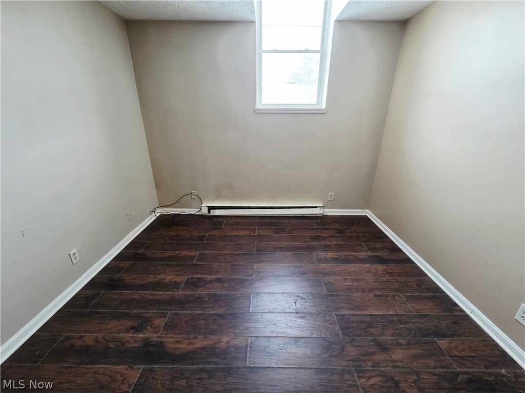 Selah Chamberlain - Commercial Sale