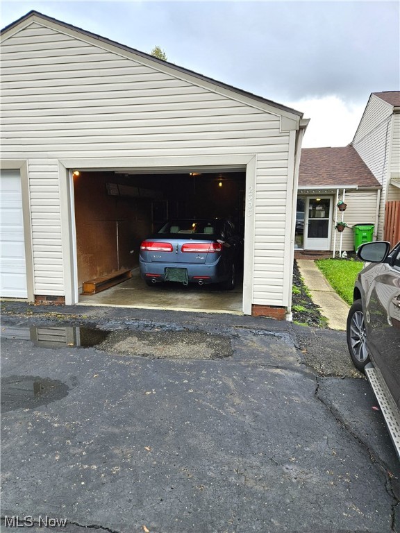 Tanglewood Condominiums - Residential