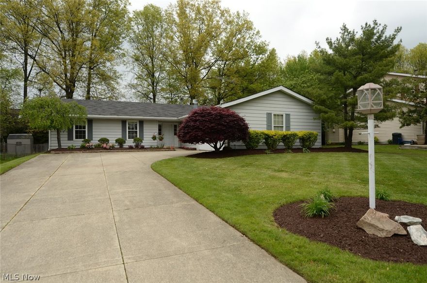 Incredible Stow ranch!  Just what you have been looking for.  This impeccably maintained home offers 4 bedrooms,2 full baths and a great open floor plan.  Large foyer with tile floor opens to the formal living room.  Cozy family room has a gas fireplace and sliding glass doors out to the patio and access to the garage.  Spacious kitchen has tons of counter space and breakfast bar.  All appliances included!  Off of the dining room is a beautiful sunroom.  Three nice sized bedrooms and a master bedroom with master bath.  Laundry closet off of the family room, washer and dryer included.  Tasteful landscaping surrounds the home.  There is a nice deck off of the sunroom as well as a patio off the side of the home.  Beautiful back yard and a shed.  Brand new electrical box, hot water tank 2 years, furnace serviced regularly, blown in insulation and central a/c.  
  This home won't last long!  Call now for your private showing!