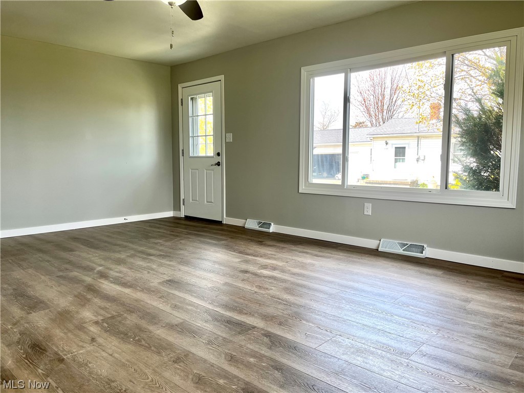 Sandusky Bus Mens Associ - Residential