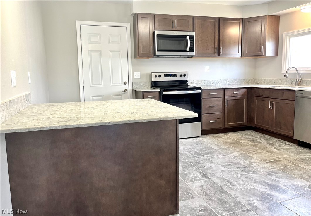 Sandusky Bus Mens Associ - Residential