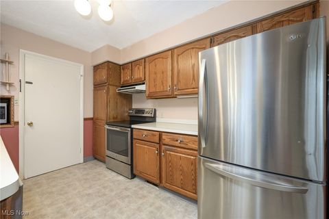 Tiny photo for 3430 Kellybrook Drive, Cuyahoga Falls, OH 44223 (MLS # 5184412)