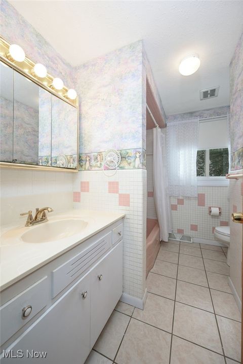 Tiny photo for 3430 Kellybrook Drive, Cuyahoga Falls, OH 44223 (MLS # 5184412)