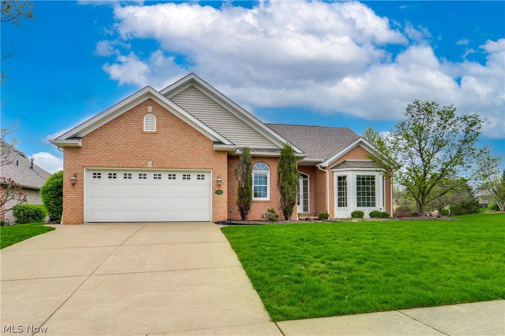 Photo of 2222 Burberry Street NW, North Canton, OH 44720 (MLS # 5205617)