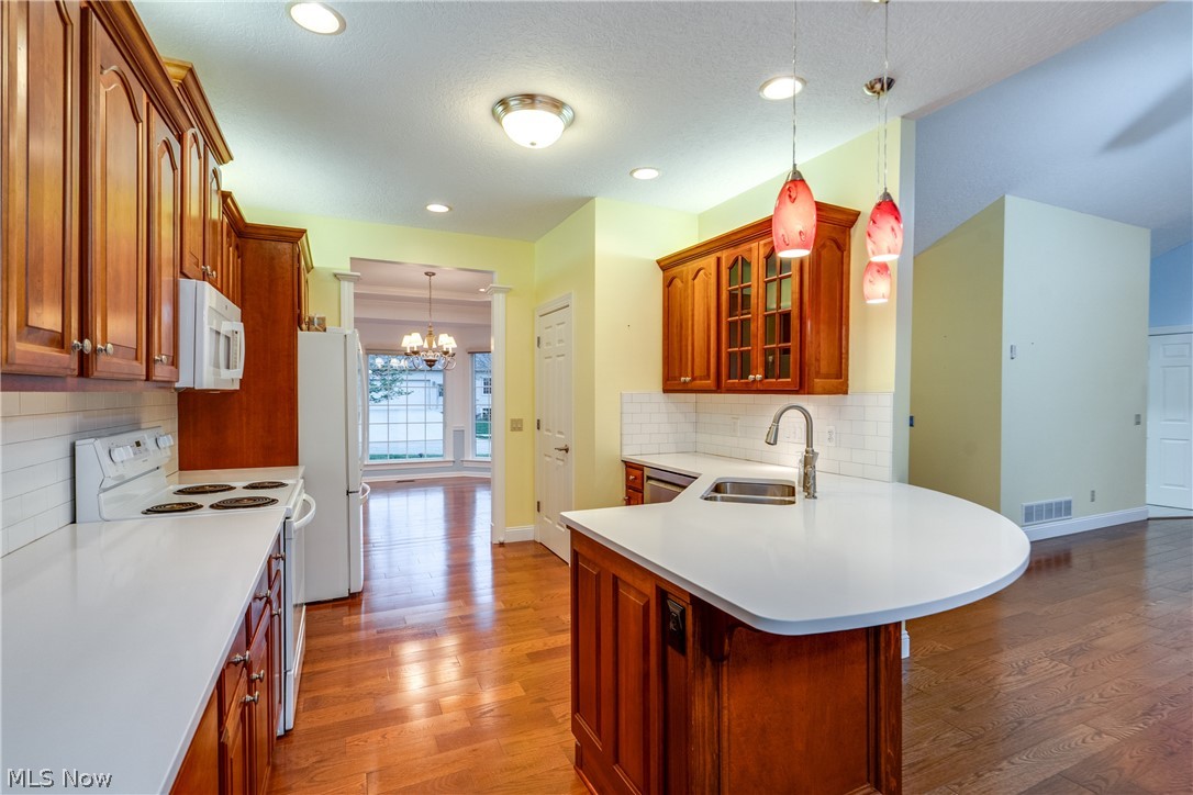 Villas/Saint James - Residential