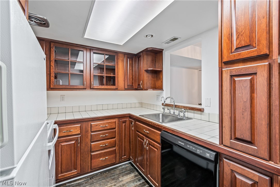 Great Oaks Condo - Residential