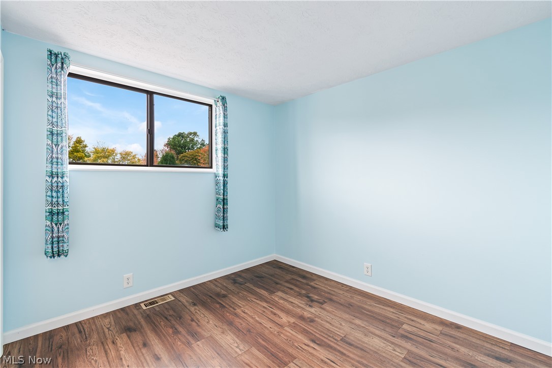 Great Oaks Condo - Residential