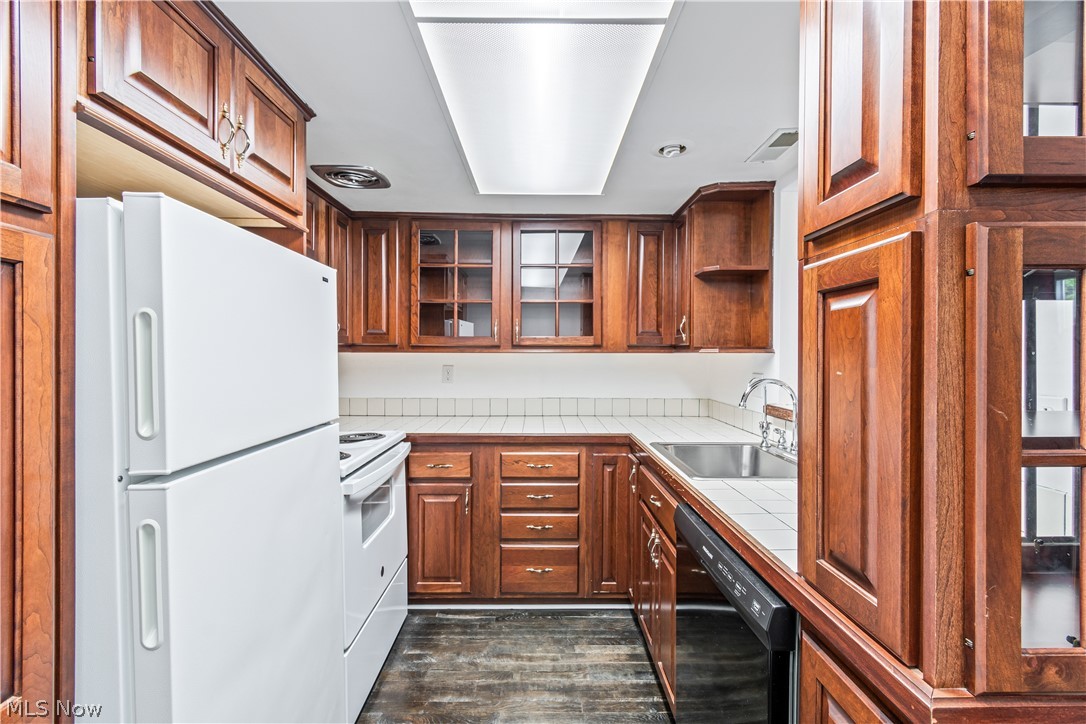 Great Oaks Condo - Residential