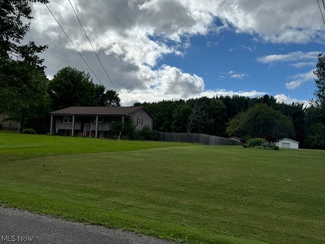 3149 N Pleasant Drive, East Palestine, Ohio image 9