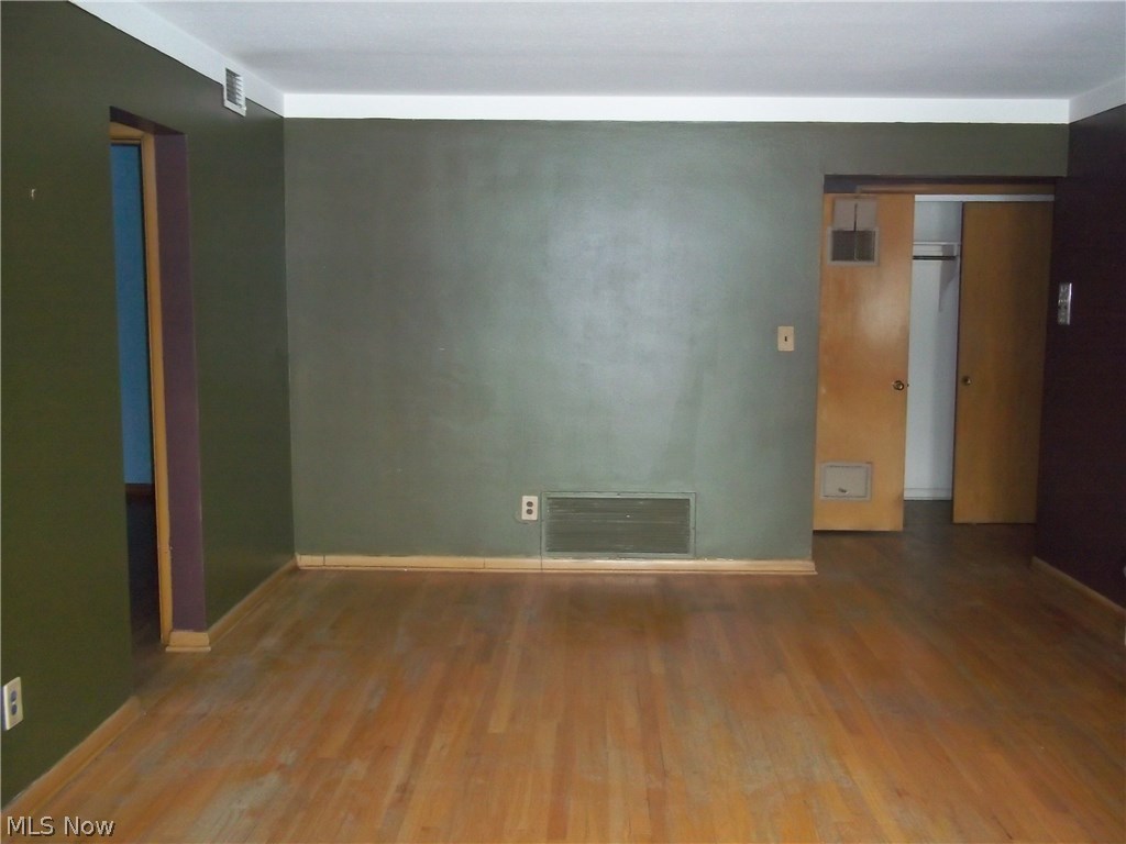 Woodview Manor Condo - Residential