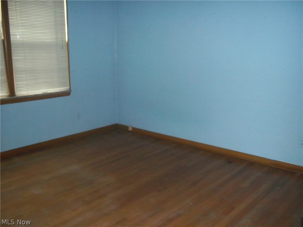 Woodview Manor Condo - Residential