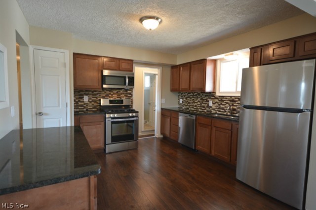 Richard 03 - Residential