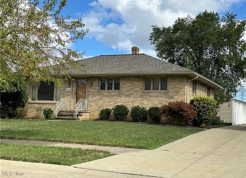 9912 Richard Drive, Brooklyn, OH 44144 - #: 5164102