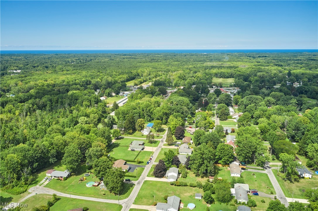 Geneva, Ohio 44041, United States, 4 Bedrooms Bedrooms, ,2 BathroomsBathrooms,Residential,Pending,198605