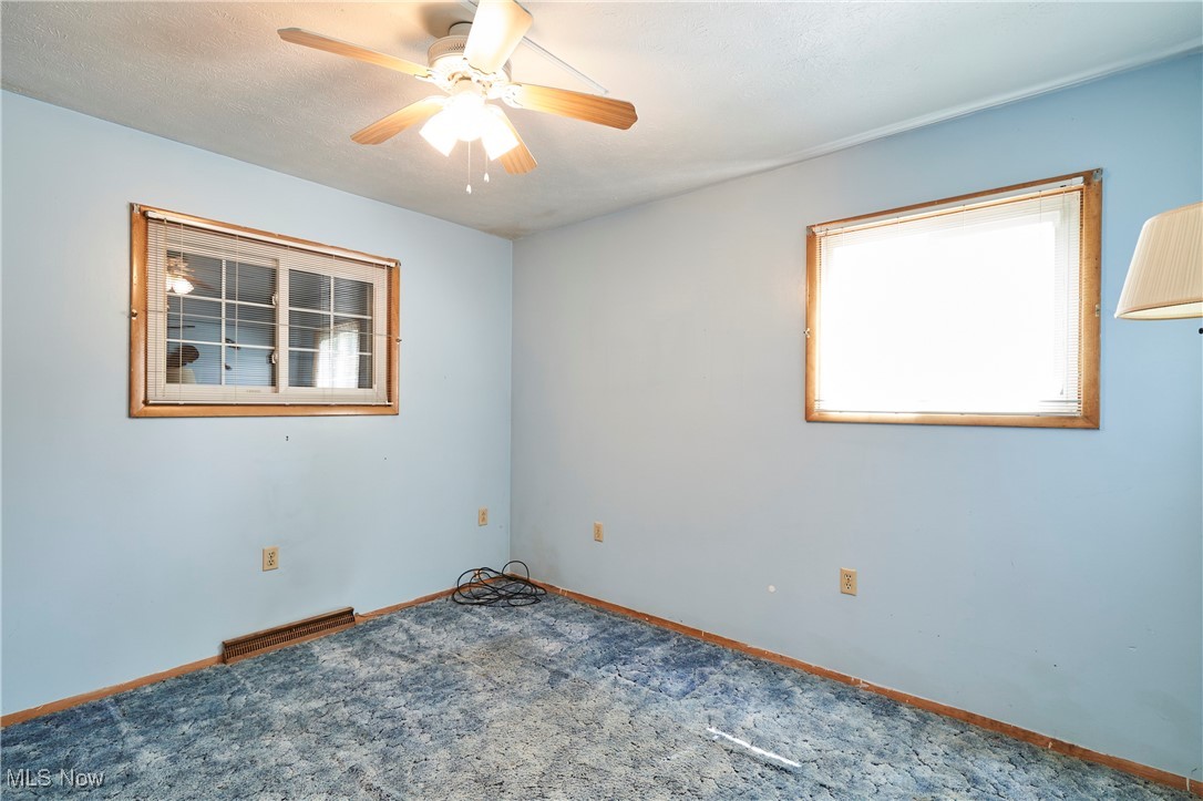 Geneva, Ohio 44041, United States, 4 Bedrooms Bedrooms, ,2 BathroomsBathrooms,Residential,Pending,198605