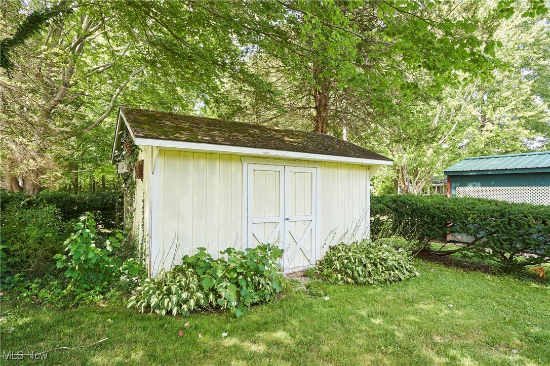 Geneva, Ohio 44041, United States, 4 Bedrooms Bedrooms, ,2 BathroomsBathrooms,Residential,Pending,198605