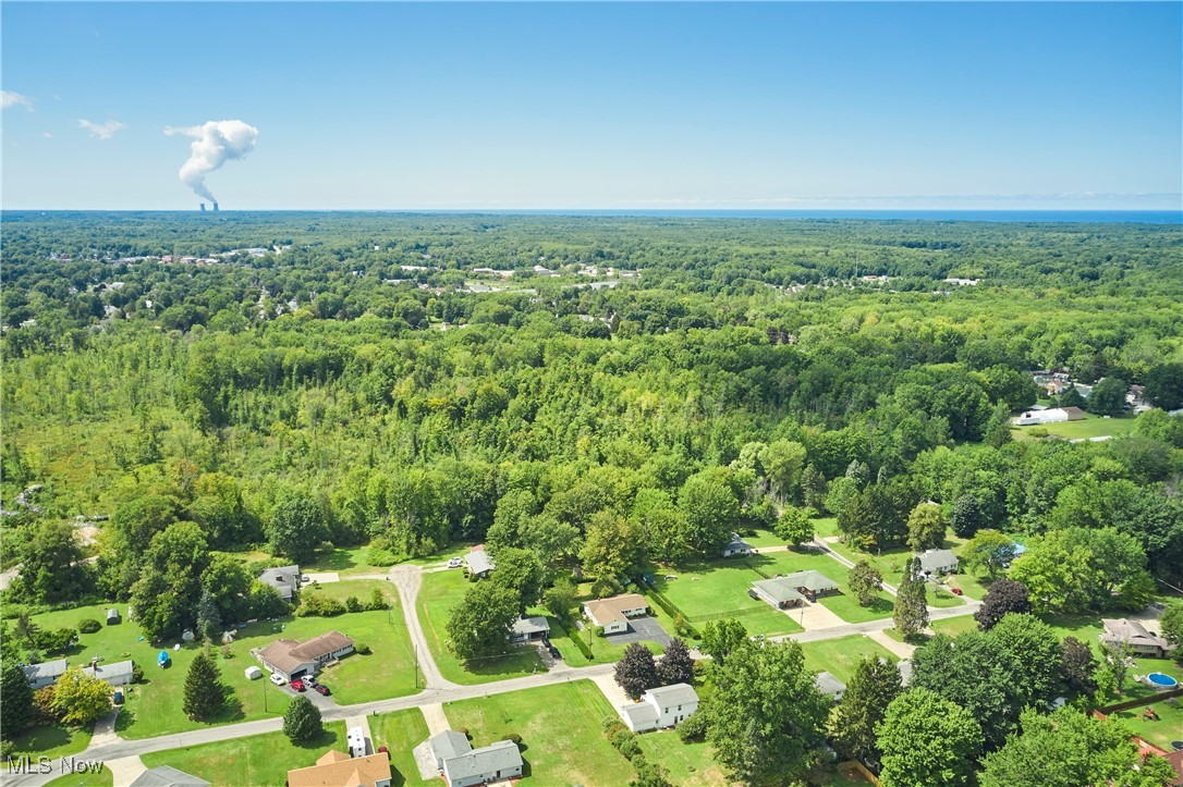 Geneva, Ohio 44041, United States, 4 Bedrooms Bedrooms, ,2 BathroomsBathrooms,Residential,Pending,198605