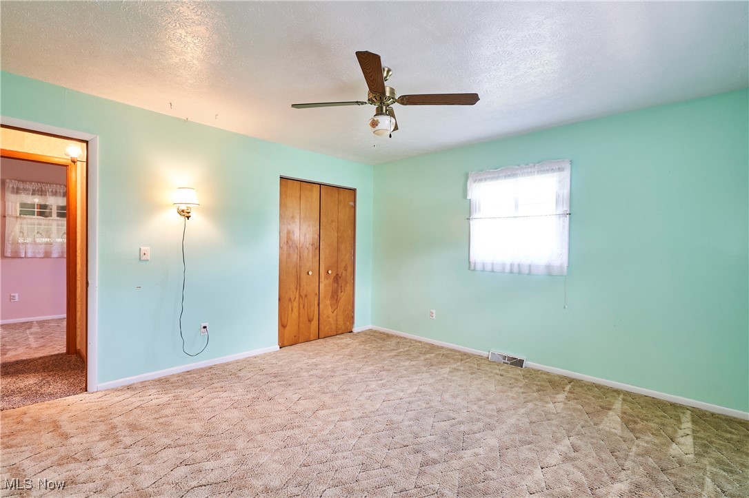 Geneva, Ohio 44041, United States, 4 Bedrooms Bedrooms, ,2 BathroomsBathrooms,Residential,Pending,198605