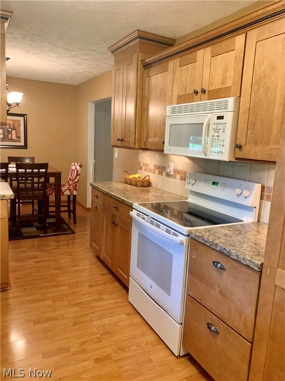 French Hollow 06 - Residential