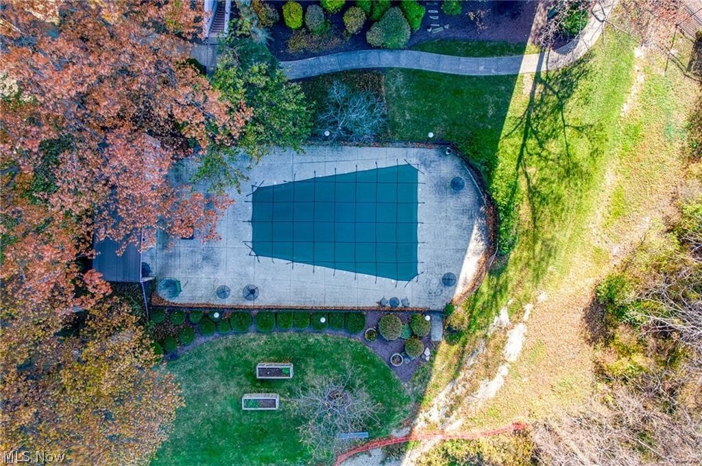 Bonneville Towers - Residential