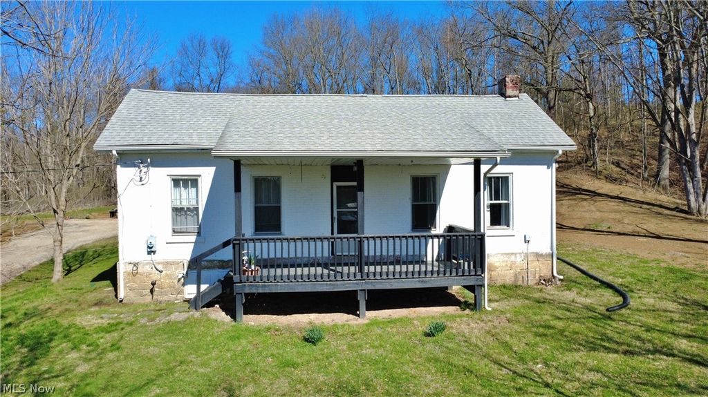 Photo of 3815 Dillon Falls Road, Zanesville, OH 43701 (MLS # 5196753)