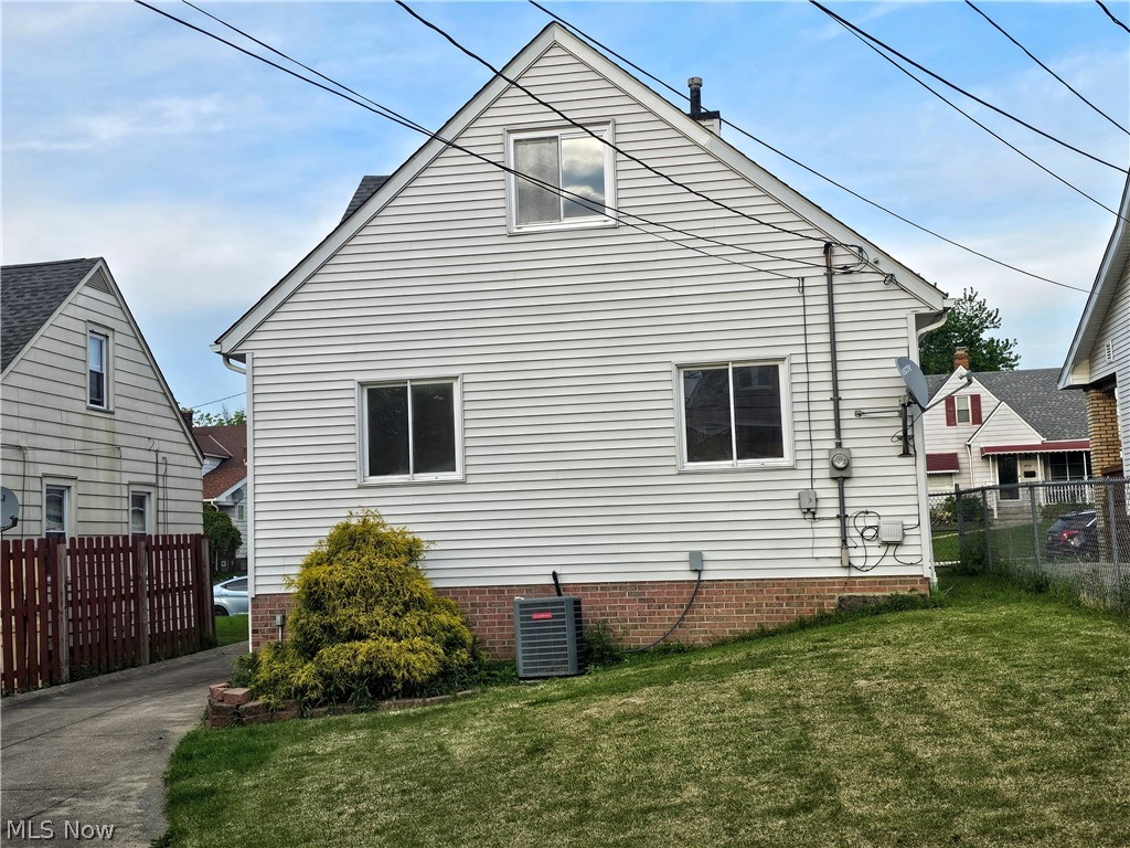 Garfield Pkwy - Residential