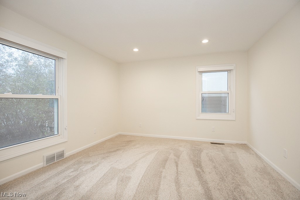 5111 W Ridgewood Drive, Parma, Ohio image 10