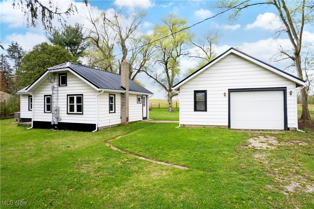 11192 Akron Road, Marshallville, Ohio image 1