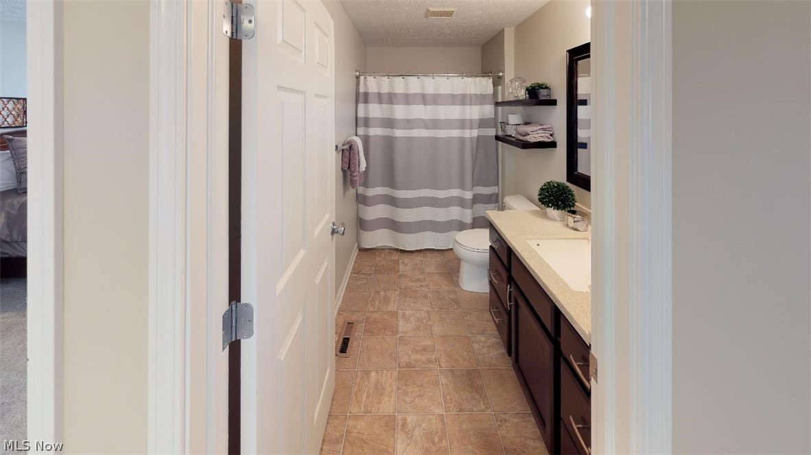 New Hampton 08 - Residential