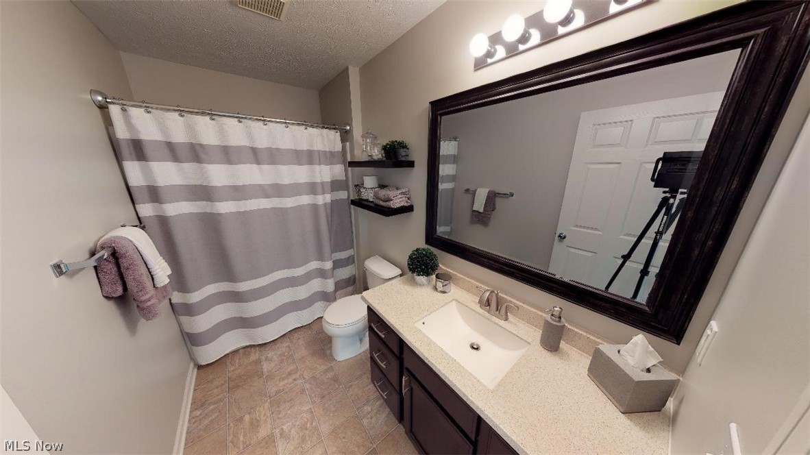 New Hampton 08 - Residential