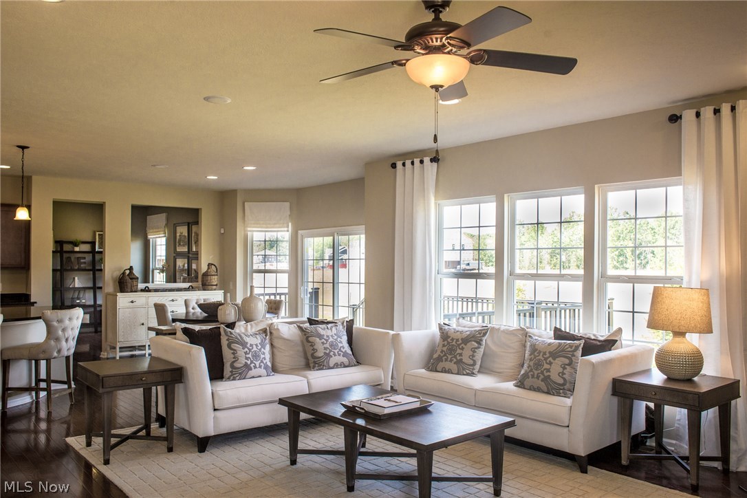 Hawthorn of Aurora - Residential