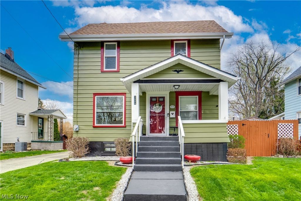 Photo of 1235 Liberty Avenue, Barberton, OH 44203 (MLS # 5200954)