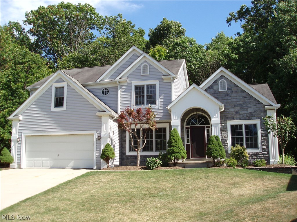 Custom Built home by John Hershberger. 4-5 Bedrooms, 3.5 Baths, Vaulted Family Room, Foyer and Office on first floor. New Stainless Steel Appliances. Newer flooring and Freshly Painted. Master Bedroom has bonus sitting area. Large Rec.Room with 5th Bedroom and full bath. Newer Trane Furnace.
Easy access to Bike and Hike Trails.... Also enjoy Greenwood Village indoor and outdoor Pools, Tennis Courts, Clubhouse with Exercise area, and fishing pond..