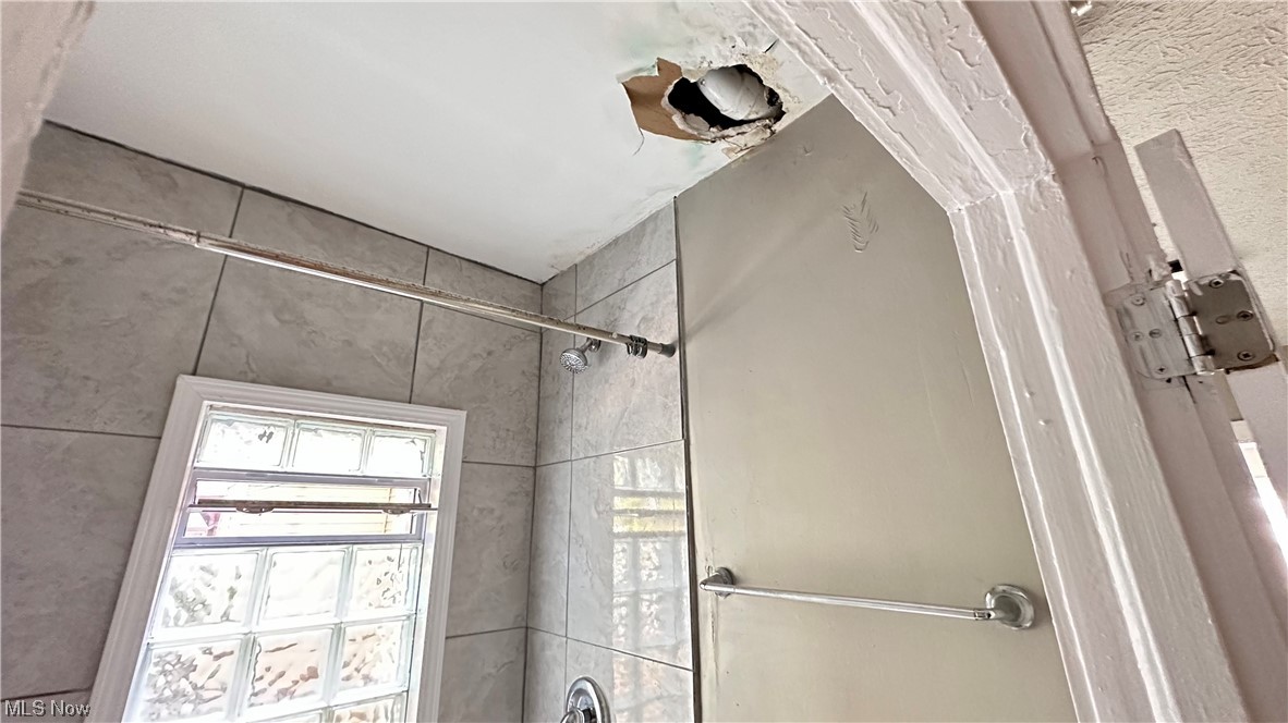 Windermere 03 - Residential Income