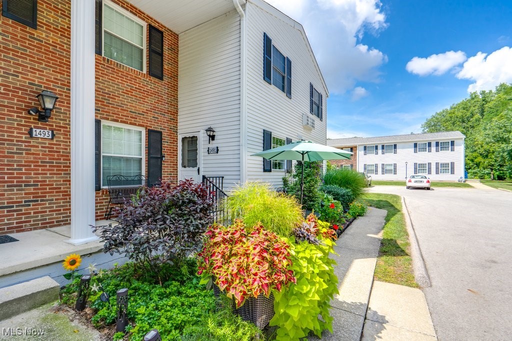 Village In T - Residential