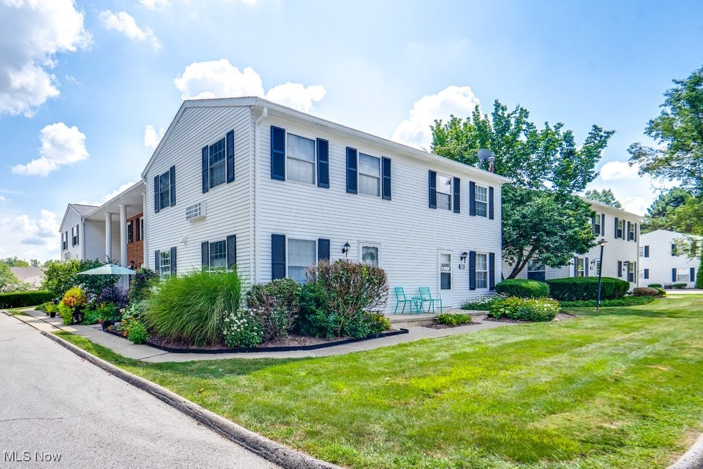 Village In T - Residential