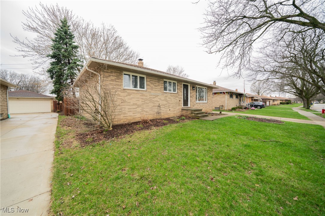 9913 Shady Lane, Cleveland, Ohio image 3